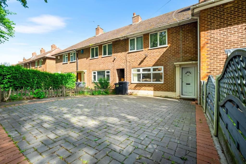 Вилла Jlr, Nec, B'Ham, Contractors Бирмингем Экстерьер фото